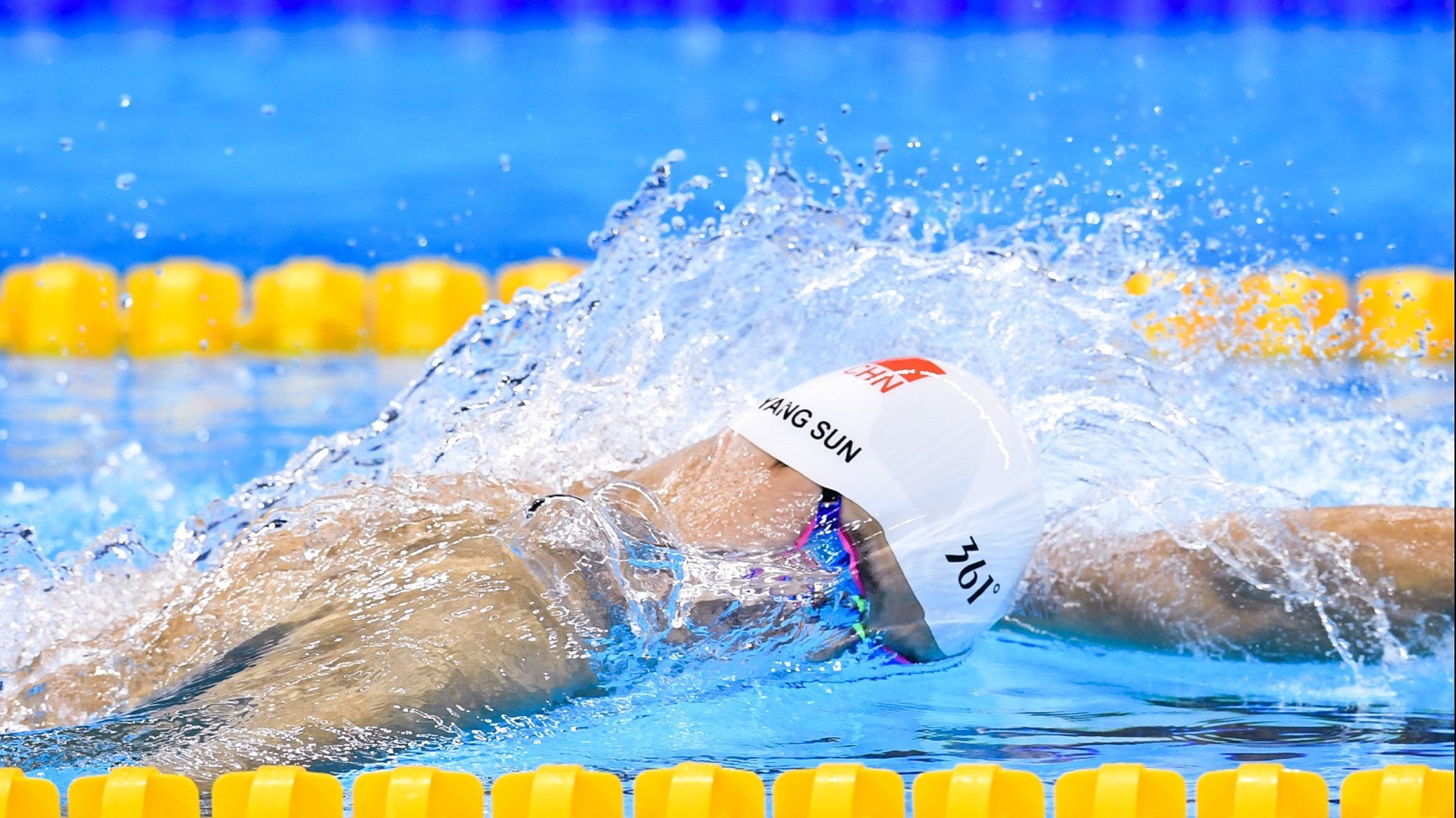 东契奇火力全开独行侠继续刷新纪录，东契奇36+9+11!独行侠拔刺